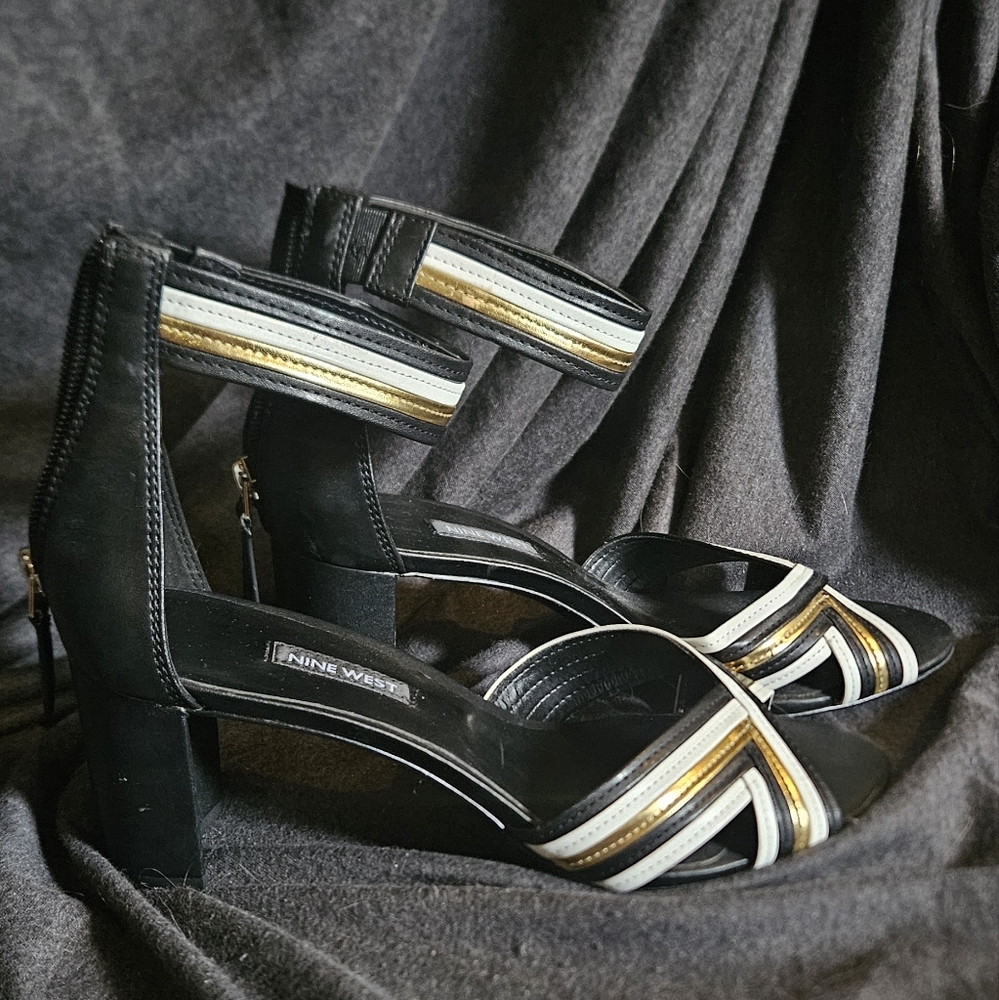 BRAND NEW Nine West Black and Gold Strappy Heels